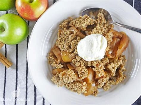 Slow Cooker Apple Crisp - Slow Cooking Perfected