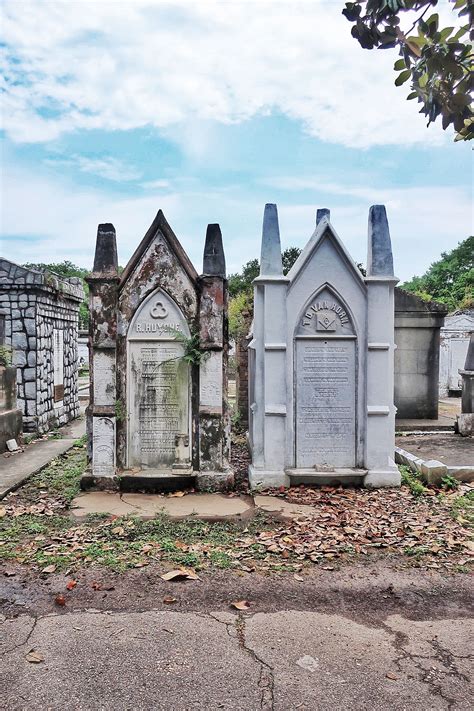 Lafayette Cemetery No. 1 in 2021 | Lafayette cemetery, Cemetery, New orleans cemeteries