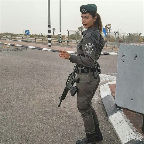 Pin by manap on Israel Border Police | Military girl, Female soldier ...