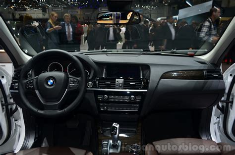 2015 BMW X3 dashboard detail - Geneva Live