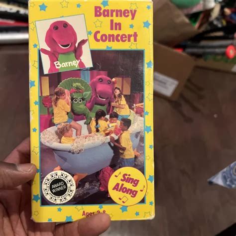 BARNEY - BARNEY in Concert (VHS, 1990) Sing Along Songs Video Tape EUR 5,48 - PicClick FR