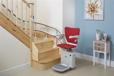 Handicare 2000 Curved Stairlift | Easy Lift