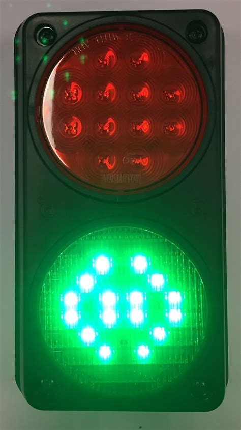 Warehouse Traffic Control Light, Red & Green with Remote Control. Great ...