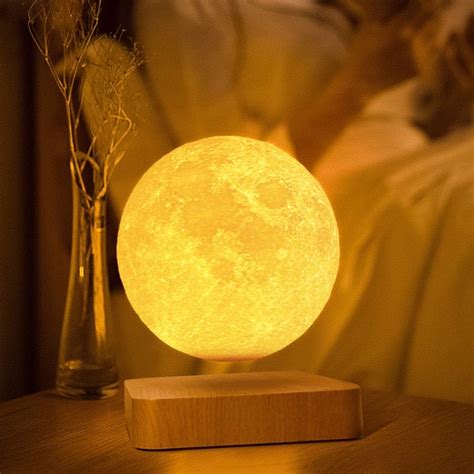 Levitating Moon Lamp - Blackbrdstore