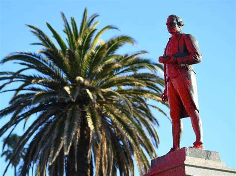 Captain Cook statue hacked off at ankles | Shepparton News