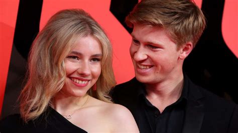 Robert Irwin makes red carpet debut with girlfriend | OverSixty