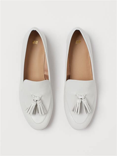 Buy H&M Women White Solid Tasselled Loafers - Casual Shoes for Women ...