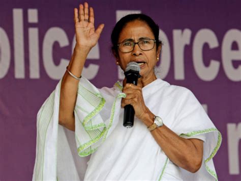 West Bengal CM Mamata Banerjee ends three-day dharna | News - Times of ...