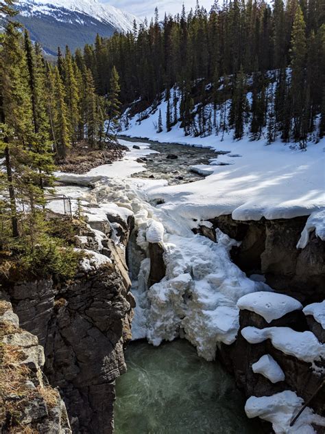 Sunwapta Falls - Icefields Parkway Hikes - A walk and a lark