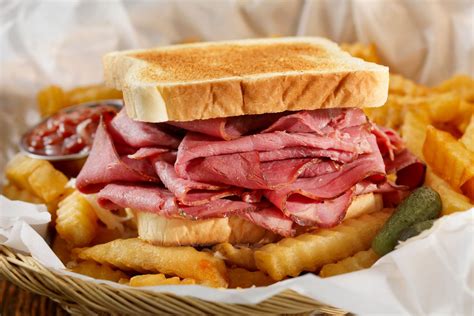 printable ncaa bracket Pastrami vs. Corned Beef: What's the Real ...