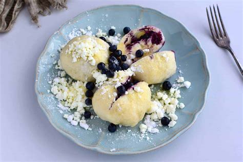 Fruit Dumplings – Czech Ovocné kynuté knedlíky - Cook Like Czechs