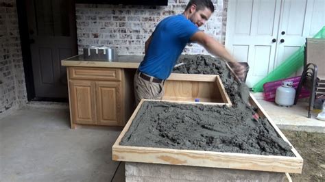 GREAT WAY TO MAKE CONCRETE COUNTER TOPS - YouTube