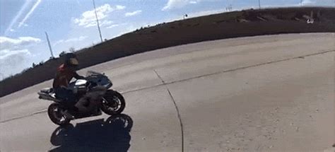 A motorcycle crash at 140mph from the motorcyclist's point of view