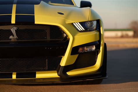 Grab This Yellow Ford Mustang Shelby GT500, Make It Your Nightcap ...