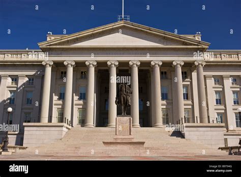 United states treasury building hi-res stock photography and images - Alamy