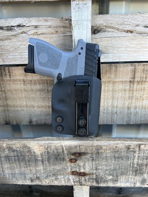 Beretta APX Carry Holster - Made In U.S.A.