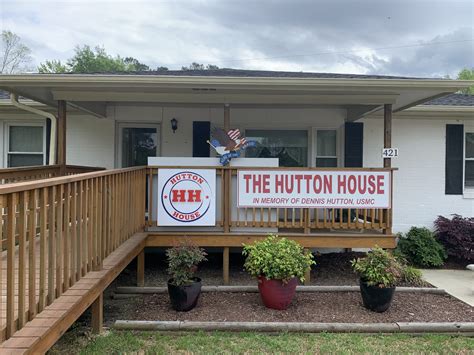 Hutton House – Veterans Welcome Home Resource Center