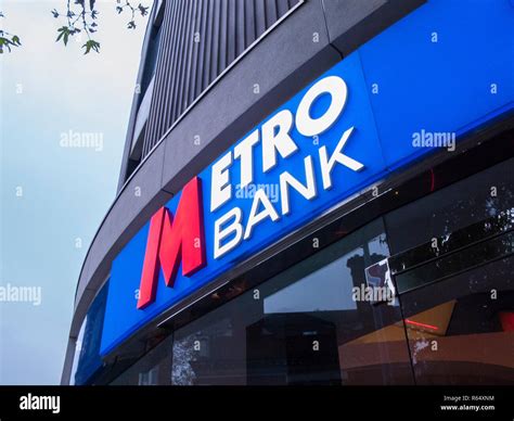 Metro bank logo hi-res stock photography and images - Alamy