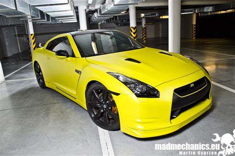 Nissan Gtr Yellow - reviews, prices, ratings with various photos