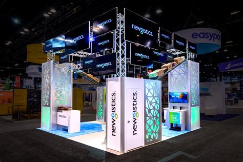 7 Standout Trade Show Booth Designs (& Ideas For Your Next Exhibit)