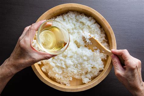 Rice Wine Vs Rice Vinegar: What's the Difference?