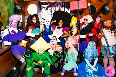 The whole cast of Chicago's GeekHaus: Crystal Gems cosplay drag show ...