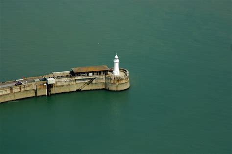 Dover Breakwater West End Light Lighthouse in Dover, GB, United Kingdom - lighthouse Reviews ...