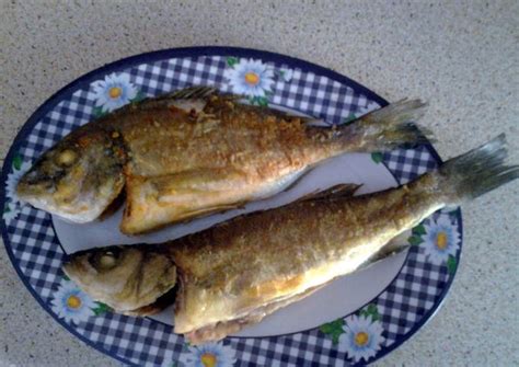 Fried sea bream and sea bass Recipe by gio86ta - Cookpad