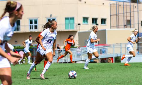 Gallery: FAU Women’s Soccer Versus UTEP – UNIVERSITY PRESS