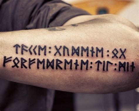 Runic tattoo | Scandinavian tattoo, Pattern tattoo, Rune tattoo