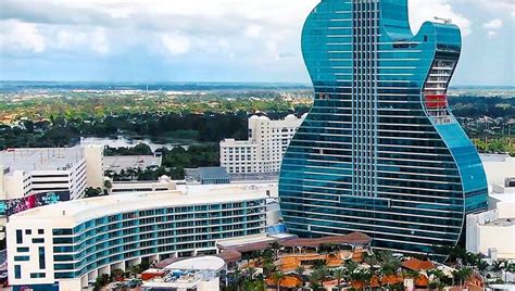 Hard Rock Hotel In Florida That Looks Like A Guitar - Hotel Gue