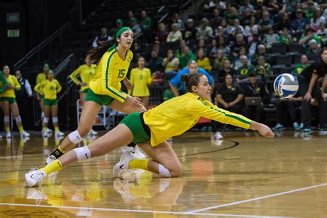 PHOTO GALLERY: Oregon Ducks Volleyball vs. Colorado | KMTR