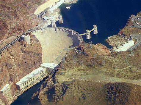 File:Hoover dam from air.jpg - Wikipedia