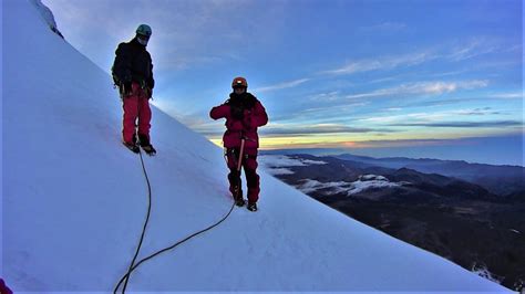 Hiking mount Chimborazo - YouTube