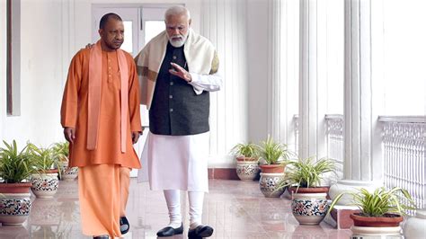 'To make a new India': Yogi Adityanath meets Modi in Lucknow ...