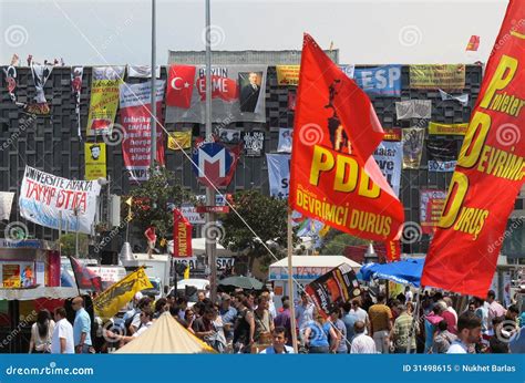 Taksim Protests editorial image. Image of youngsters - 31498615