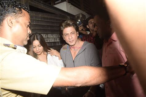 Shah Rukh Khan at Zoya Akhtar's birthday party in bandra on 14th Oct ...