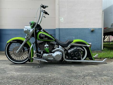 Harley Davidson Cholo vicla Heritage Classic Softail Fiberglass Rear ...