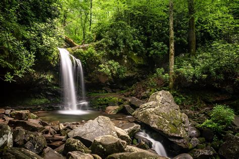 Grotto Falls, Tennessee | Great smoky mountains, Grotto, Smoky mountains