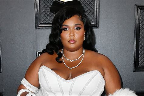 Lizzo Receives Backlash from Fans over Smoothie Detox Diet - The ...