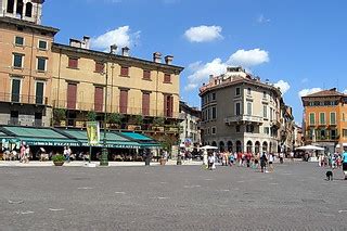 Verona. Piazza Bra | Verona. Piazza Bra | Pilar Torres | Flickr