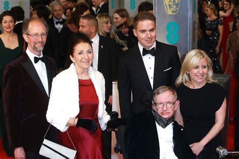 Iconic Physicist Stephen Hawking Dies At 76 | HuffPost