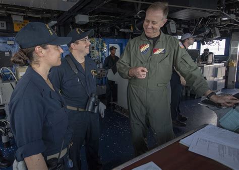 DVIDS - Images - USS Chancellorsville Rear Admiral Wikoff Visit [Image 4 of 5]