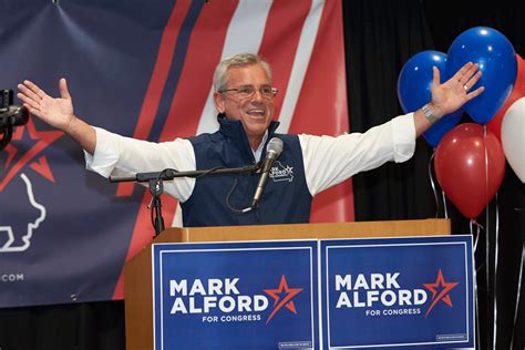 U.S. Representative Mark Alford sworn into office