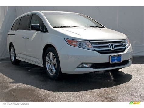 2013 White Diamond Pearl Honda Odyssey Touring Elite #71525635 ...