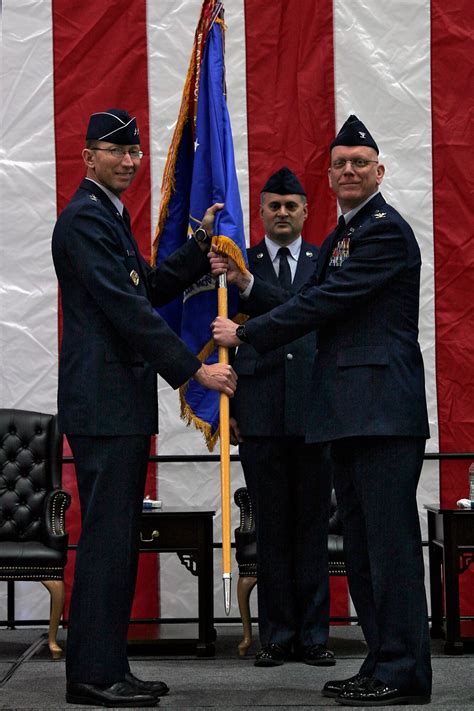 Wing welcomes new commander > 514th Air Mobility Wing > Display