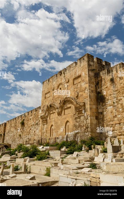 Eastern gate jerusalem hi-res stock photography and images - Alamy