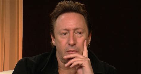 Julian Lennon remembers his father, the Beatles - CBS News