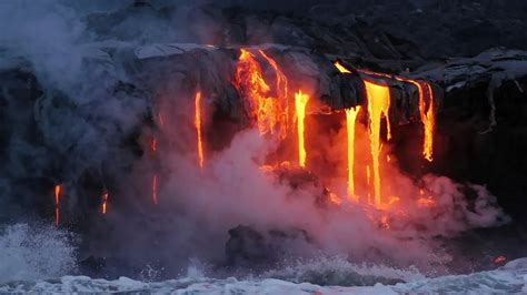 Kilauea: ocean entry of lava flow 61g - YouTube