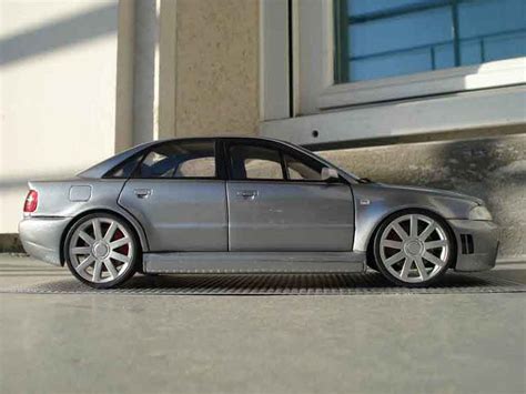 Diecast model cars Audi S4 1/18 Ut Models v6 bi-turbo grey jantes 18 pouces - Alldiecast.co.uk